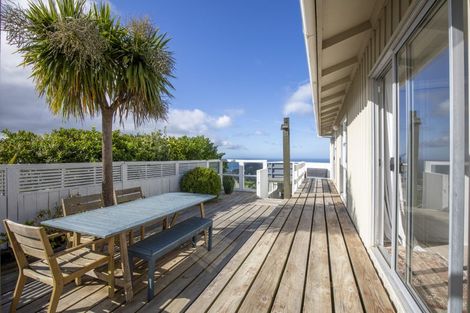 Photo of property in 25a Houghton Bay Road, Houghton Bay, Wellington, 6023
