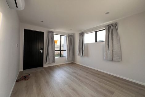 Photo of property in 130 Bradbury Road, Botany Downs, Auckland, 2010