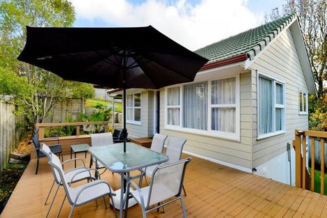 Photo of property in 39a Seaview Road, Glenfield, Auckland, 0629