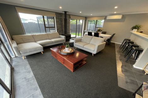 Photo of property in 9 Gilmour Place, Taradale, Napier, 4112