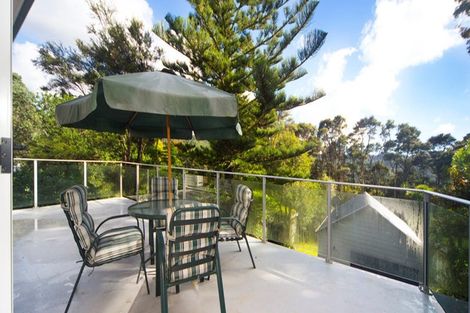 Photo of property in 44 Minnehaha Avenue, Titirangi, Auckland, 0604