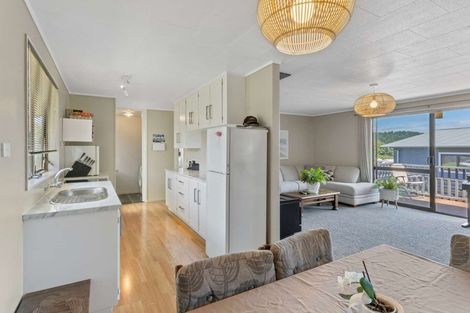 Photo of property in 13 Tahurangi Place, Spotswood, New Plymouth, 4310