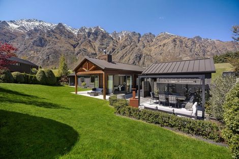 Photo of property in 6 Pendeen Crescent, Jacks Point, Queenstown, 9371