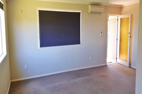Photo of property in 1/167 Royal Road, Massey, Auckland, 0614