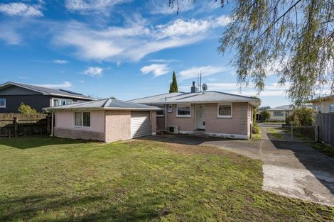 Photo of property in 21 Tennyson Crescent, Stoke, Nelson, 7011