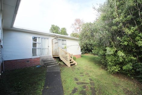 Photo of property in 16 Pomaria Road, Henderson, Auckland, 0610