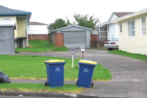 Photo of property in 3/69 Luanda Drive, Ranui, Auckland, 0612