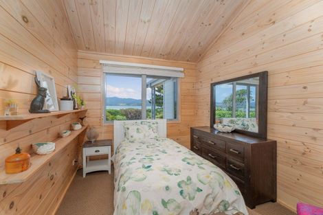 Photo of property in 132 Harbour Drive, Matarangi, Whitianga, 3592