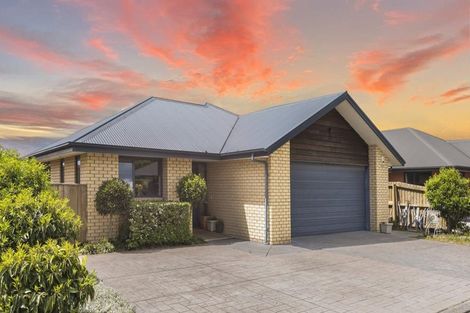 Photo of property in 43a Shortland Street, Wainoni, Christchurch, 8061