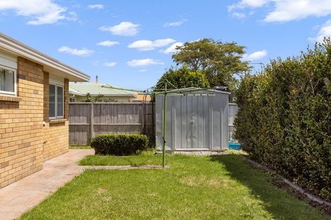 Photo of property in 88 Lakeside Drive, Orewa, 0931