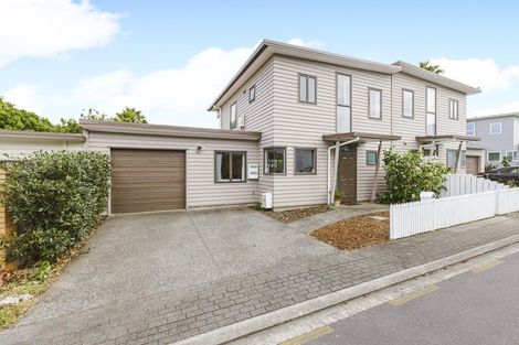 Photo of property in 17/45 Secoia Crescent, Mangere, Auckland, 2022