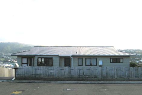 Photo of property in 42 Pelorous Street, Paparangi, Wellington, 6037