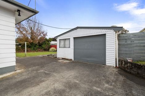 Photo of property in 14 Dampier Avenue, Awapuni, Palmerston North, 4412