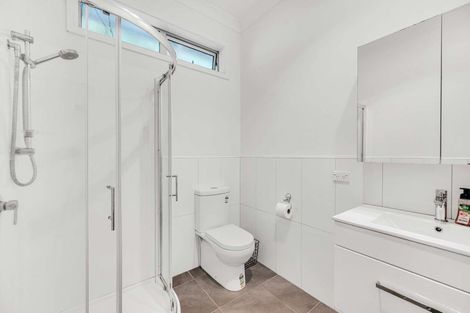 Photo of property in 30 Coote Road, Bluff Hill, Napier, 4110