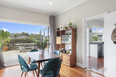 Photo of property in 10 Woodglen Road, Glen Eden, Auckland, 0602