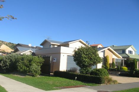 Photo of property in 53 Samwell Drive, Whitby, Porirua, 5024