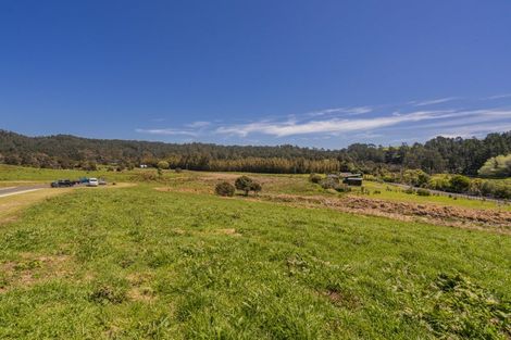 Photo of property in 6 Te Puia Place, Hot Water Beach, Whitianga, 3591