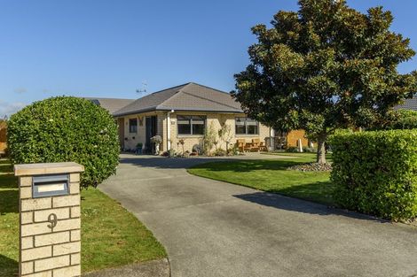 Photo of property in 9 Waterside Drive, Pyes Pa, Tauranga, 3112