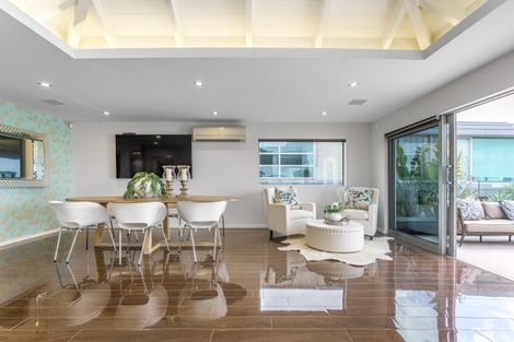 Photo of property in 34 Muritai Road, Milford, Auckland, 0620