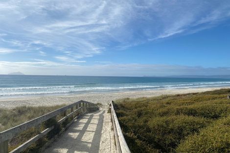 Photo of property in 23 Ocean View Rise, Ruakaka, 0116
