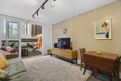 Photo of property in Canvas Apartments, 1/307 Willis Street, Te Aro, Wellington, 6011