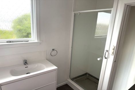 Photo of property in 320a Avonhead Road, Avonhead, Christchurch, 8042