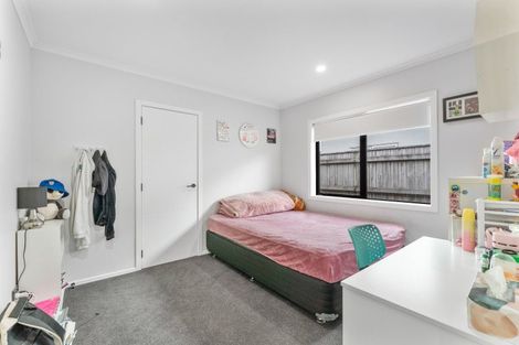 Photo of property in 5 Golf Vue Place, Castlecliff, Whanganui, 4501