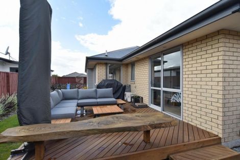 Photo of property in 14 Cleland Crescent, Kaiapoi, 7630