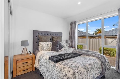 Photo of property in 6 Newhaven Street, Burwood, Christchurch, 8083