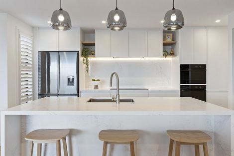 Photo of property in 10b Montrose Terrace, Mairangi Bay, Auckland, 0630