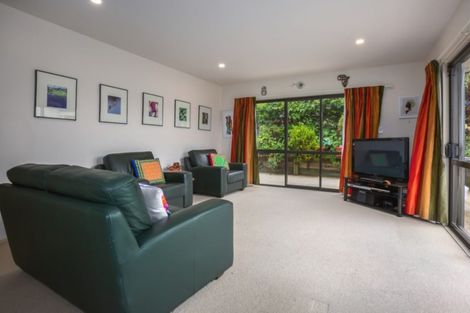 Photo of property in 18a Latitude Close, Whitby, Porirua, 5024