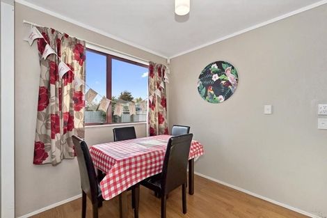 Photo of property in 7a Davey Place, Fairfield, Hamilton, 3214