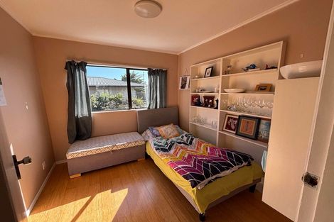 Photo of property in 272 Dowse Drive, Maungaraki, Lower Hutt, 5010