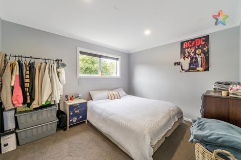 Photo of property in 12 Waipuna Grove, Stokes Valley, Lower Hutt, 5019