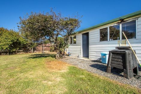 Photo of property in 14 Mahana Road, Paraparaumu Beach, Paraparaumu, 5032