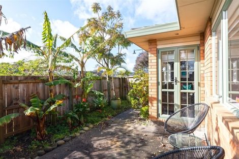 Photo of property in 4 Nectar Avenue, Glen Eden, Auckland, 0602