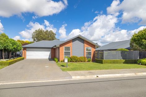 Photo of property in 44 Brookwater Avenue, Northwood, Christchurch, 8051
