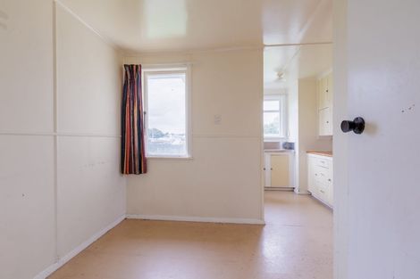 Photo of property in 35 Hartgill Crescent, Dannevirke, 4930