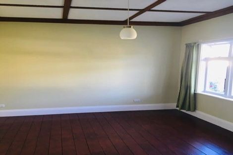 Photo of property in 14 Russell Street, Otane, 4202