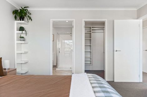 Photo of property in 21 Ian Morrison Road, Hobsonville, Auckland, 0616