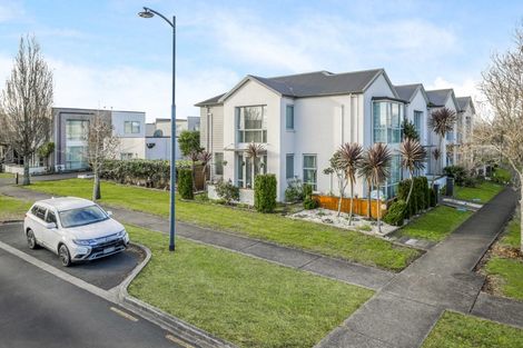 Photo of property in 30 Kuaka Drive, Takanini, 2112