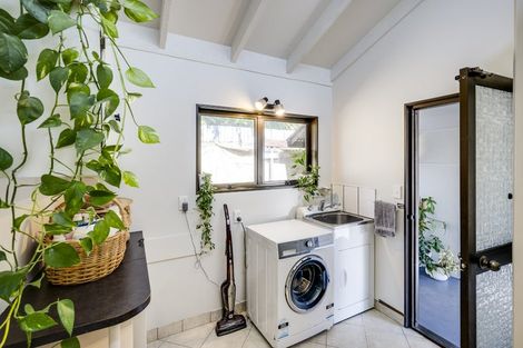 Photo of property in 1/117 Guppy Road, Taradale, Napier, 4112