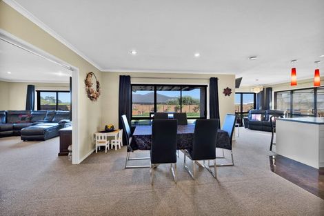 Photo of property in 12 Nikau Place, Hawera, 4610