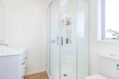 Photo of property in 115 Riverstone Drive, Riverstone Terraces, Upper Hutt, 5018