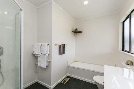 Photo of property in 1 Monteith Grove, Brooklyn, Wellington, 6021