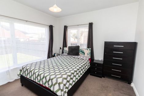 Photo of property in 49 Waiwhetu Road, Waiwhetu, Lower Hutt, 5010