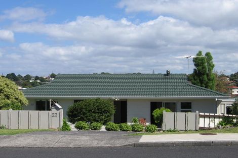 Photo of property in 27 Geoffrey Road, Torbay, Auckland, 0630