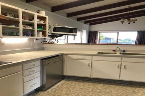 Photo of property in 45 Rosario Crescent, Red Beach, 0932