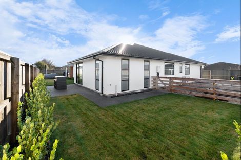 Photo of property in 6 Maleny Lane, Rolleston, 7615