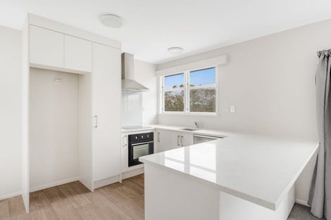 Photo of property in 194 Don Buck Road, Massey, Auckland, 0614